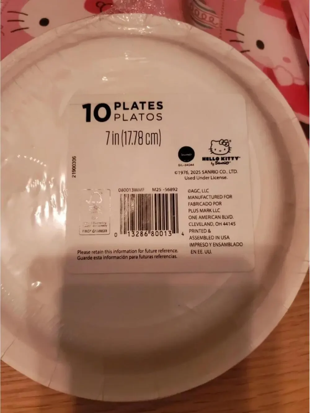 Hello Kitty Paper Plates and Napkins